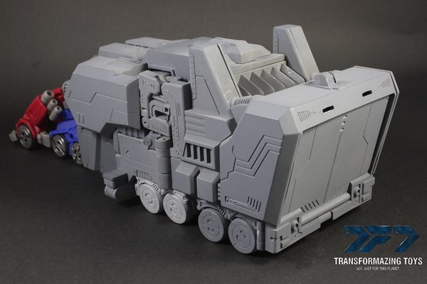 Transformazing Toys PB 01 Pandora's Box Trailer FOC Optimus Prime And Ultra Magnus New Proto Image 2 (2 of 2)